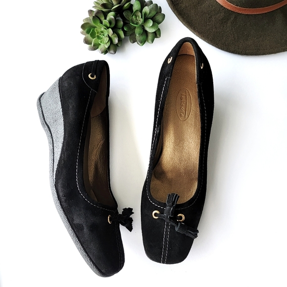 Talbots Shoes - Talbots Low Wedge Gretta Suede Tassel Black Loafer Size 9